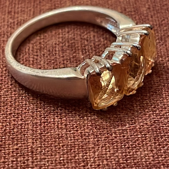925 Silver Citrine Ring - Picture 2 of 4